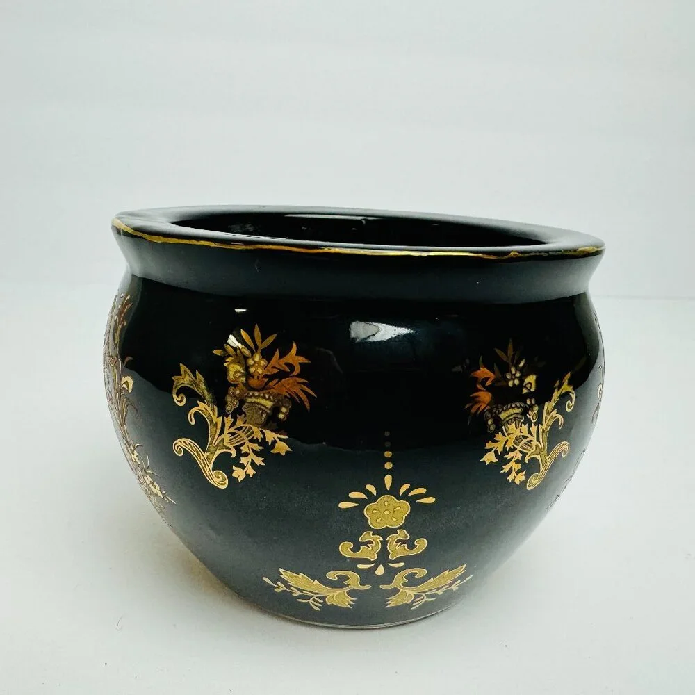 Vintage Mid 20th Century Chinese Black and Gold Vase Pot